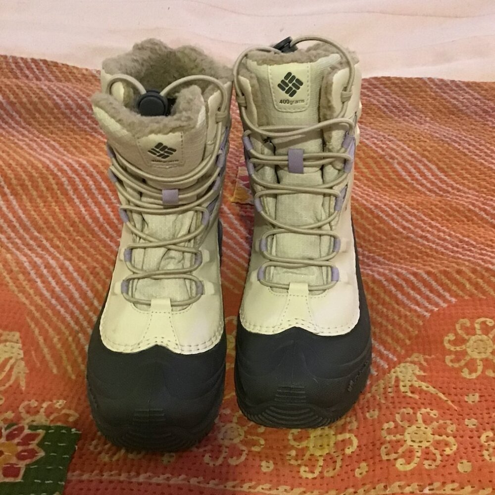 Columbia kids snow boots (waterproof)